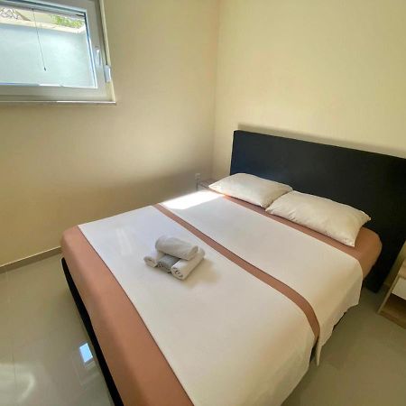 Atrium Novalja Apartment Ngoại thất bức ảnh