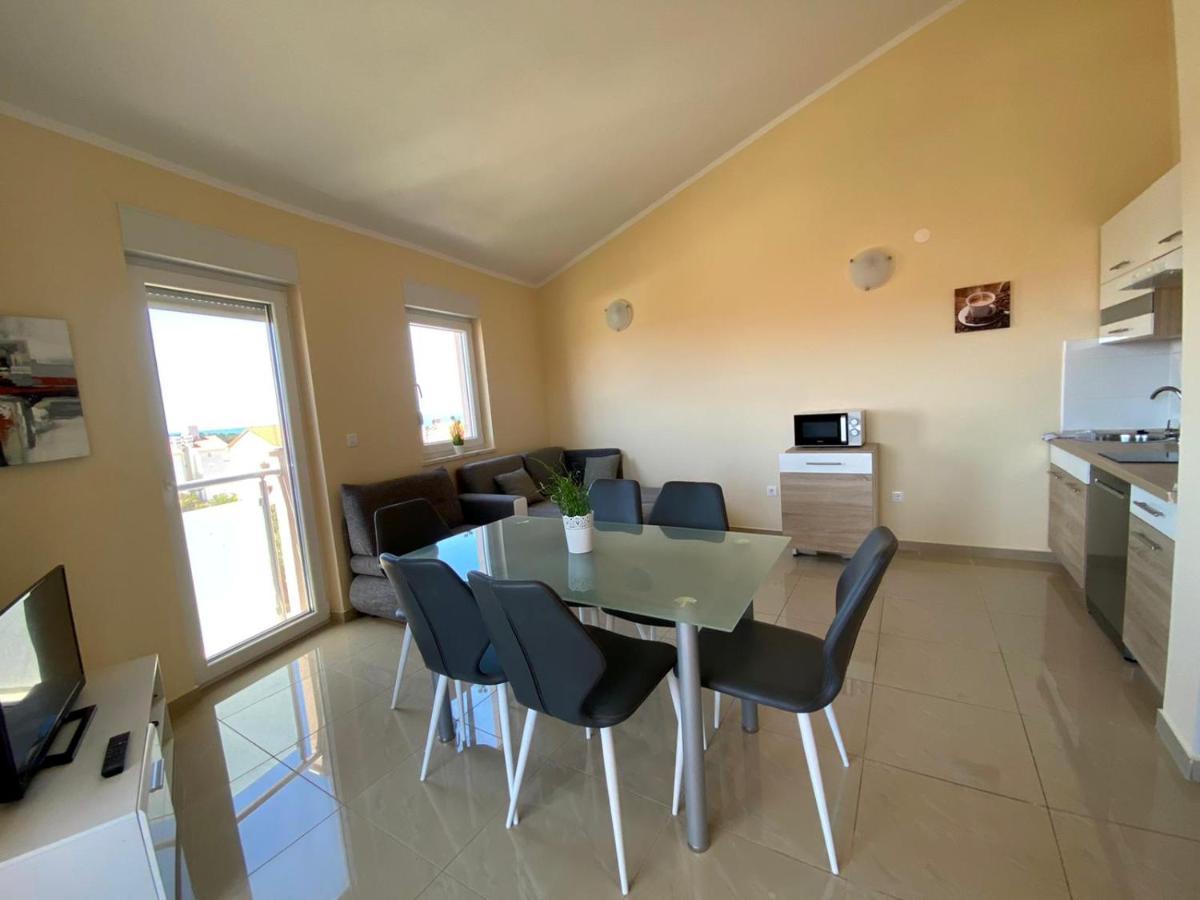 Atrium Novalja Apartment Ngoại thất bức ảnh