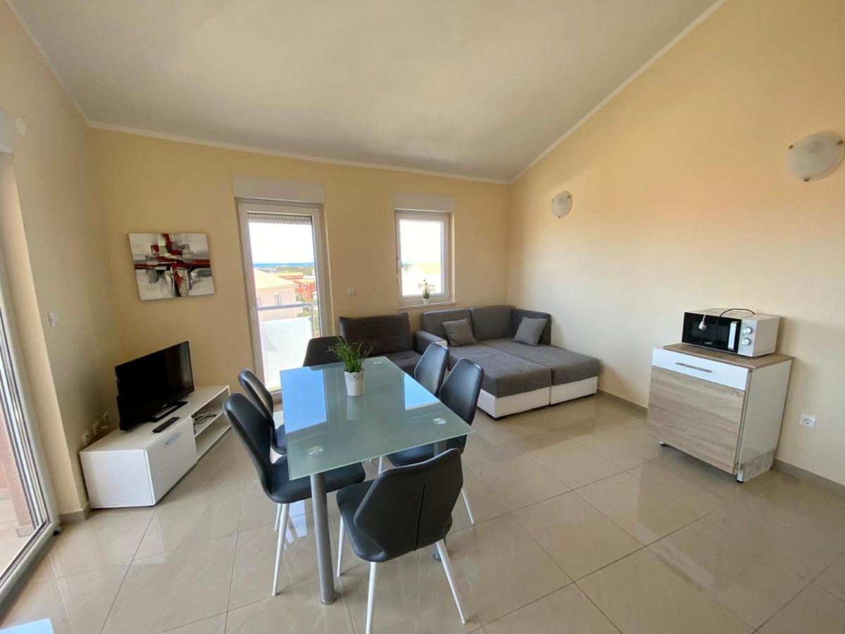 Atrium Novalja Apartment Ngoại thất bức ảnh