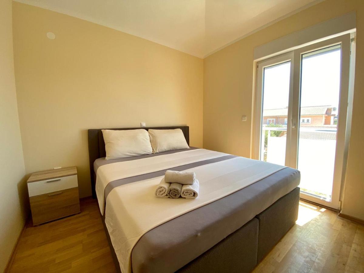 Atrium Novalja Apartment Ngoại thất bức ảnh