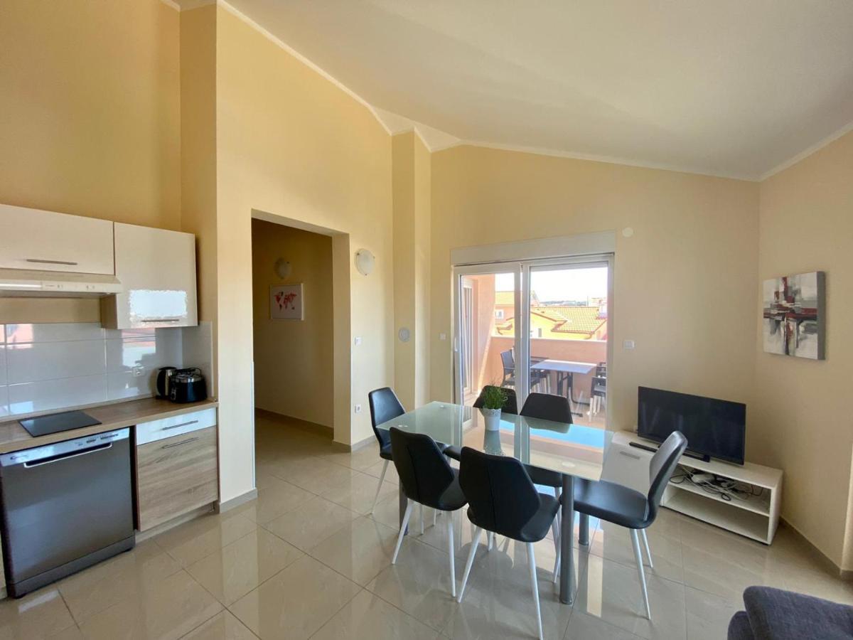 Atrium Novalja Apartment Ngoại thất bức ảnh